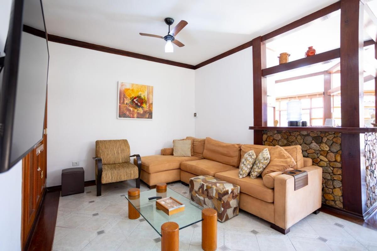 Pereque Beach House Ilhabela Buitenkant foto